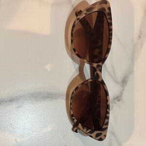 Leopard Print Sunglasses